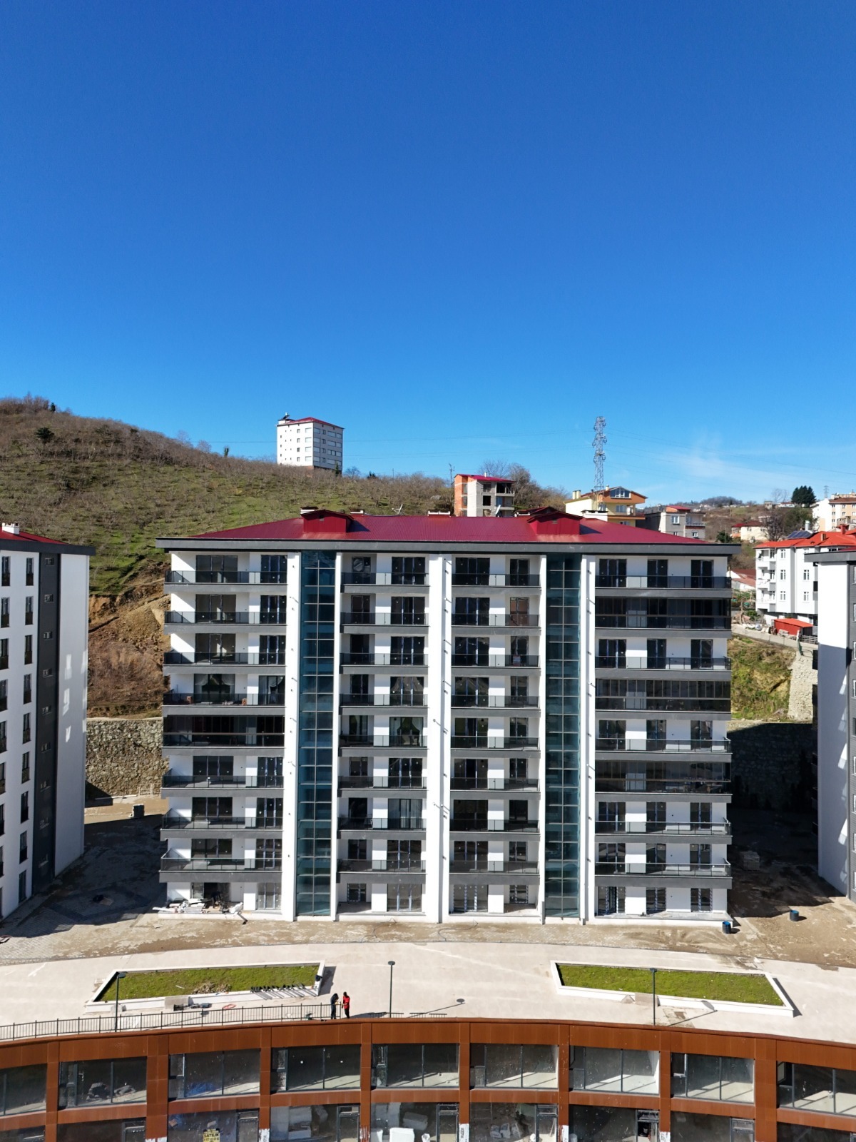 MABEL'DEN AKSU STADIUM CADDE EVLERİNDE GENİŞ FERAH DAİRE 3+1